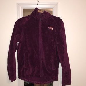 North face women’s fleece zip up!